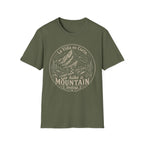La Vida Es Corta Go Hike A Mountain Today  T-Shirt